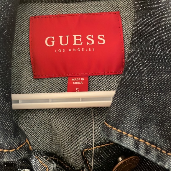 Dark wash guess denim jacket new with tags - Picture 2 of 4